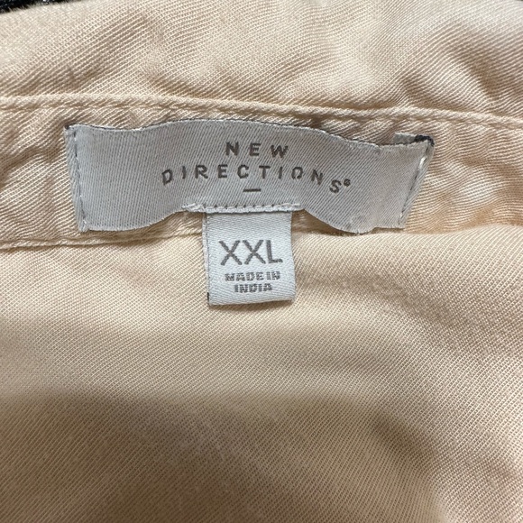 “New Directions” Blouse - Picture 6 of 8